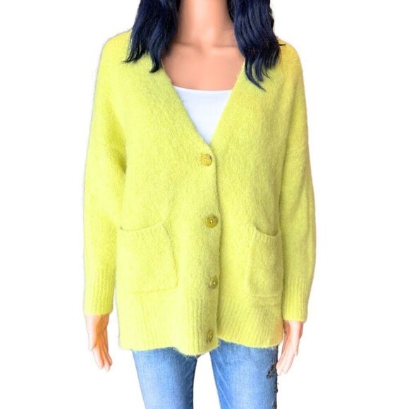 NEW UGG Women’s Joselyn Cardigan II Cozy Knit Size Medium Wool Alpaca Neon - Picture 3 of 8